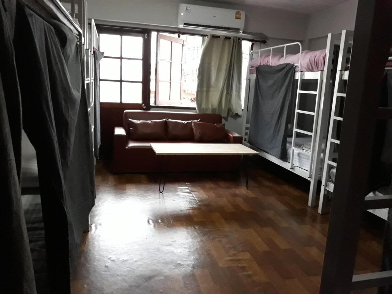 Unico Hostel Bangkok Eksteriør billede